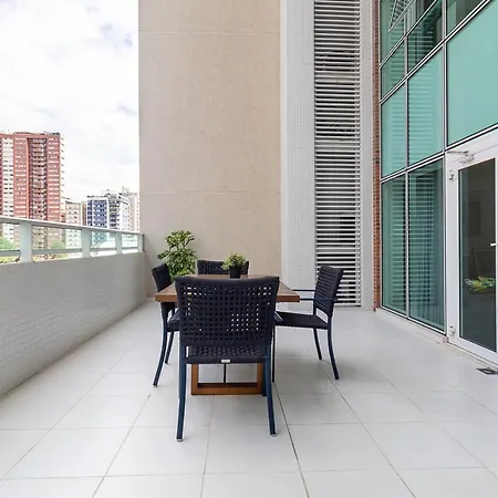 Duplex Decorado com dois quartos no Batel-3